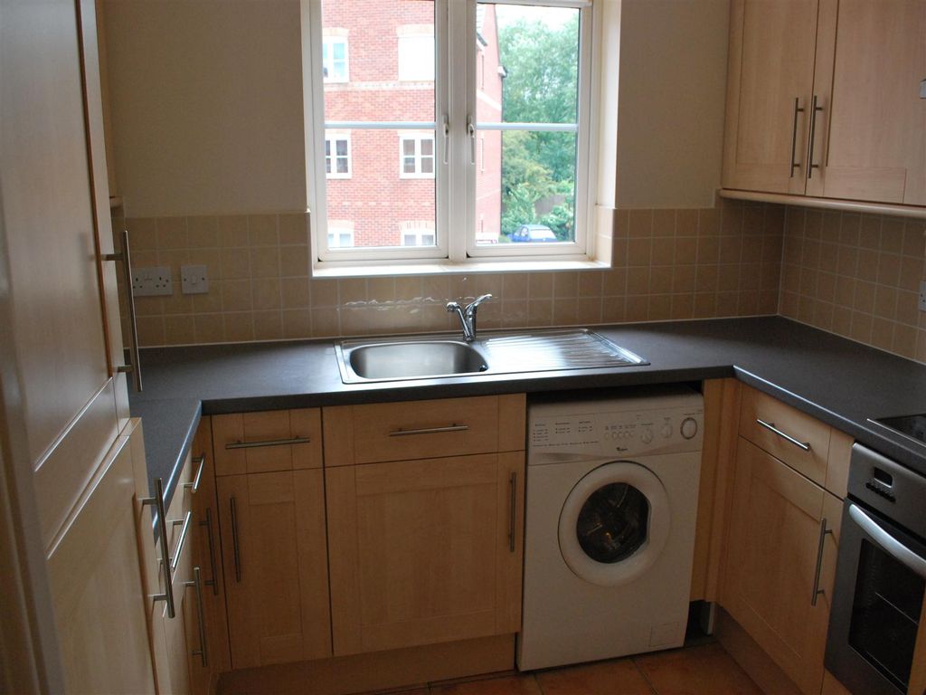 Property photo 2 of 6