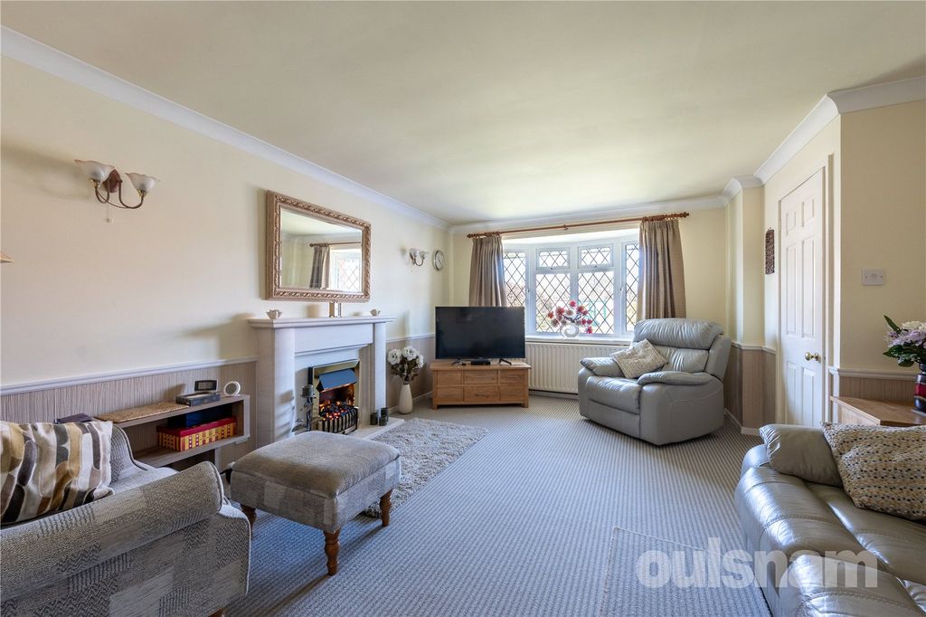 Property photo 2 of 22 Picture No. 01