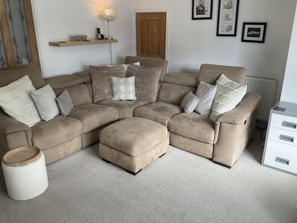 Property photo 3 of 19