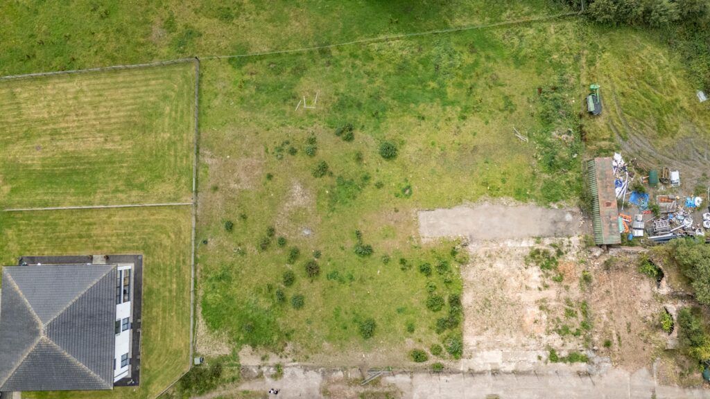 Property photo 2 of 11