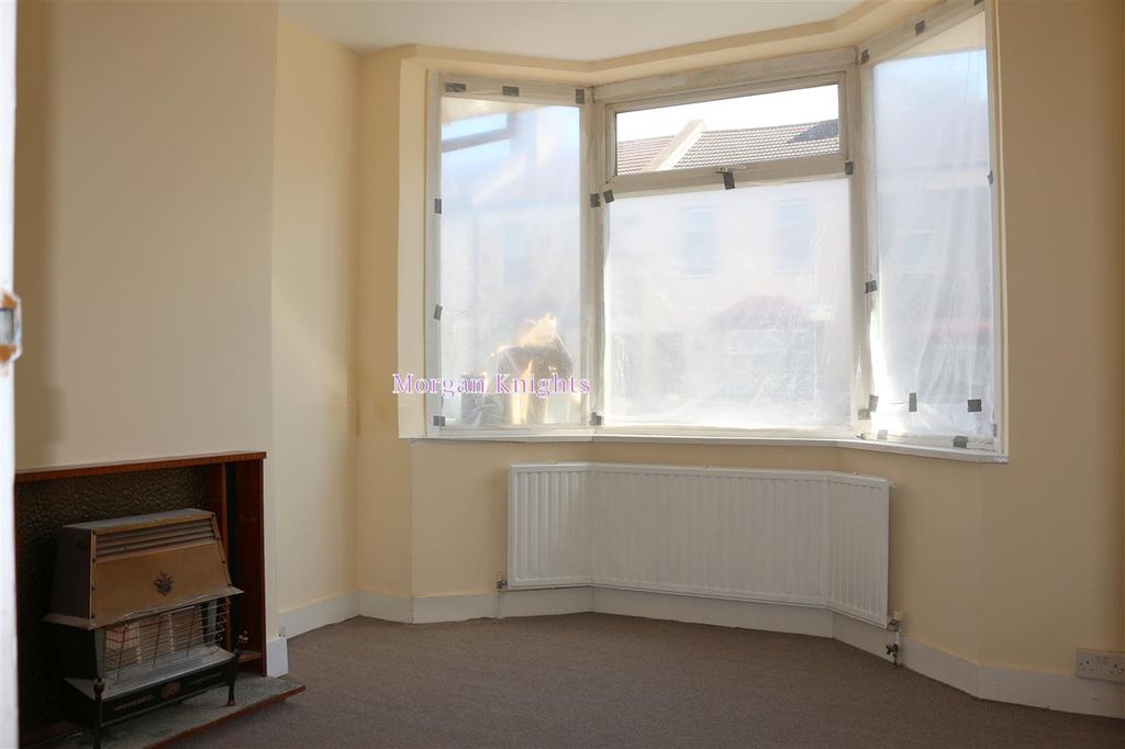 Property photo 2 of 9 Reception One: