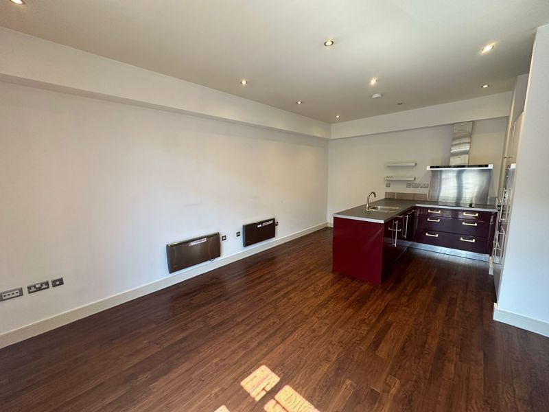 Property photo 2 of 11 Photo 5