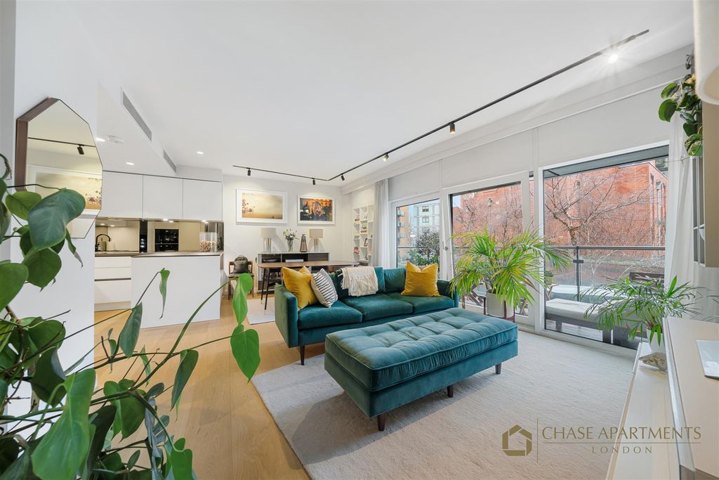 Property photo 1 of 12 Hepworth Court Sw1W 8Qn-6.Jpg