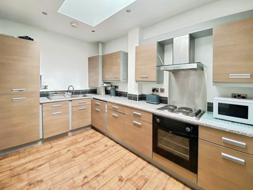 Property photo 2 of 14 Pbox-Img.Jpg