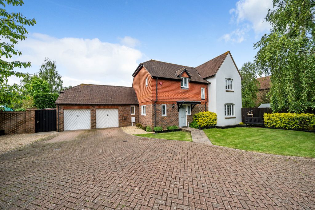 Property photo 1 of 25