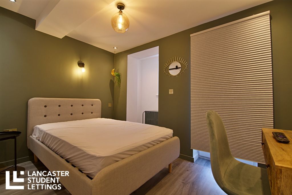 Property photo 1 of 12 Property Photo