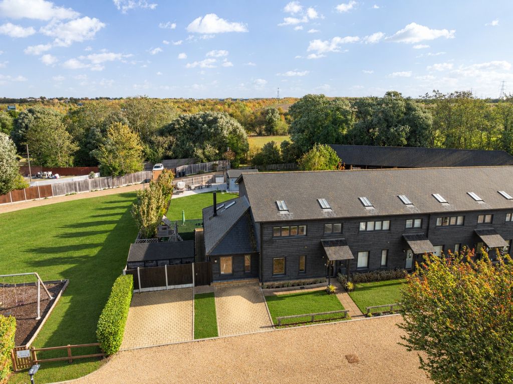 Property photo 1 of 54 5414382