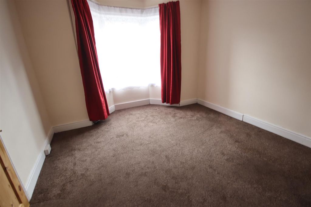 Property photo 3 of 12 Img_4582.Jpg