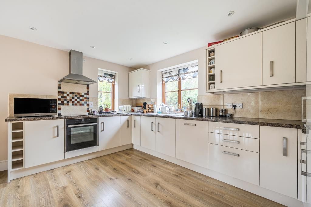 Property photo 2 of 16 Kitchen/Dining Room