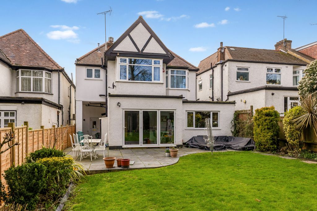 Additional image 21 of 5 bed detached house for saleLake View, Edgware HA8