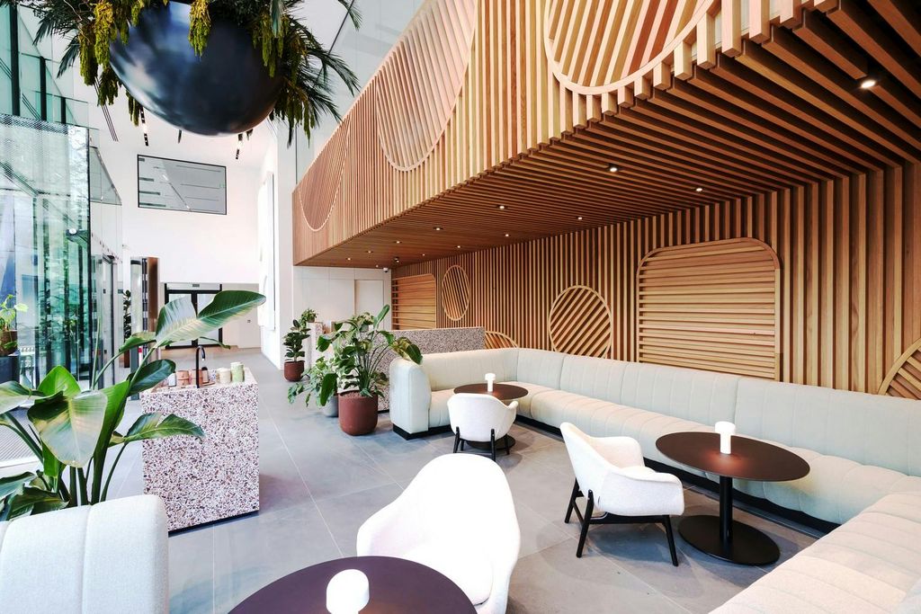 Property photo 2 of 5 Reception