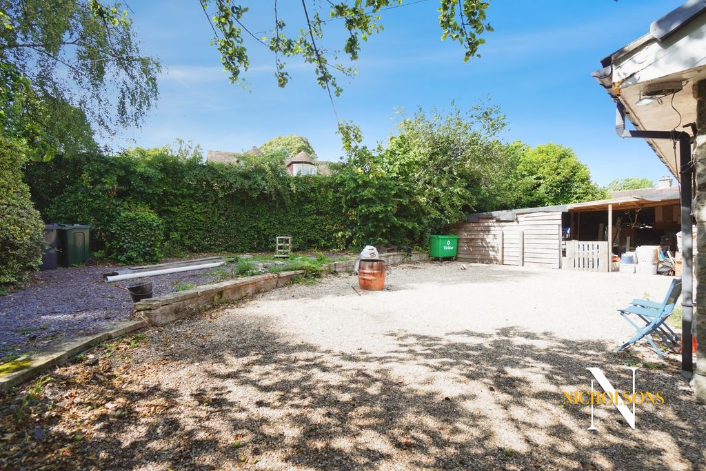 Property photo 3 of 26 4232933
