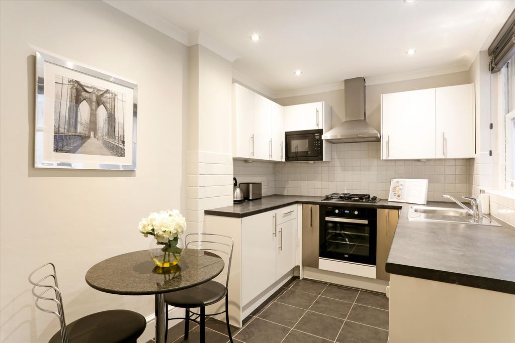 Property photo 3 of 6 Image