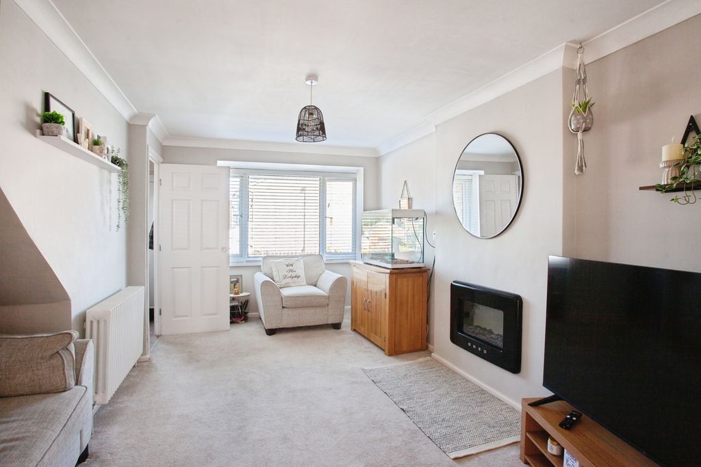 Property photo 3 of 20 Pbox-Img.Jpg