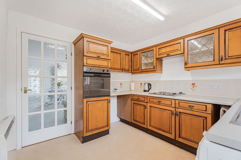 Property photo 3 of 13