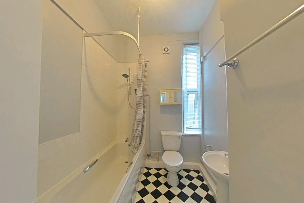 Property photo 3 of 3