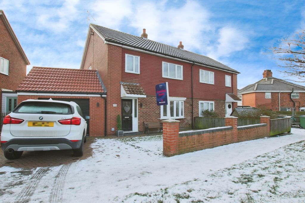 Property photo 1 of 17 4744642