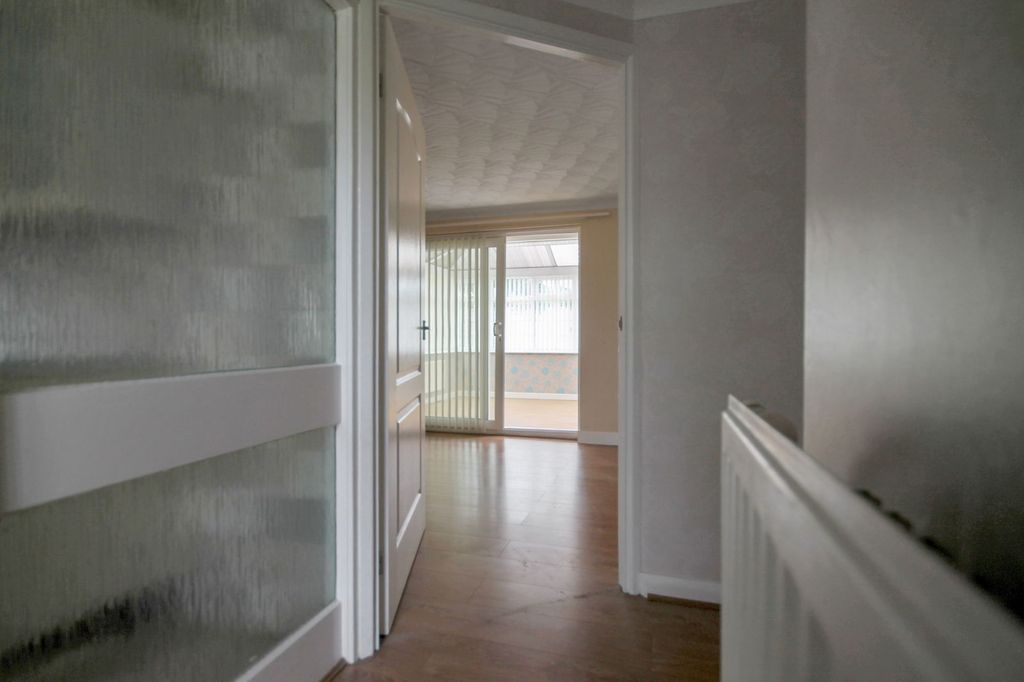 Property photo 3 of 25