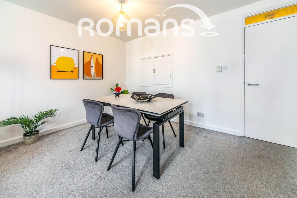 Property photo 3 of 10 d8522d27-7Ecd-Ed11-A
