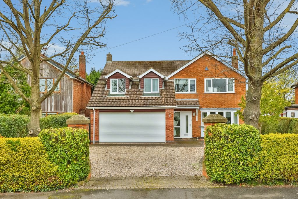 Property photo 1 of 21 Front View