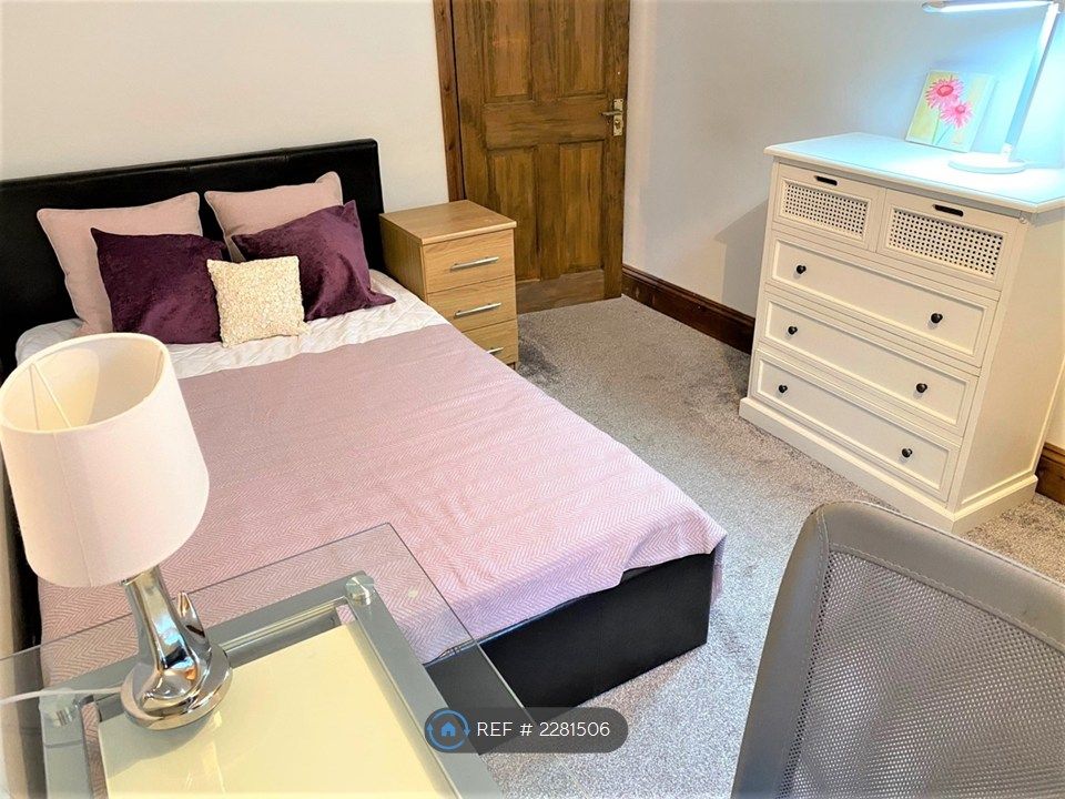 Property photo 2 of 11 Nicely Furnished