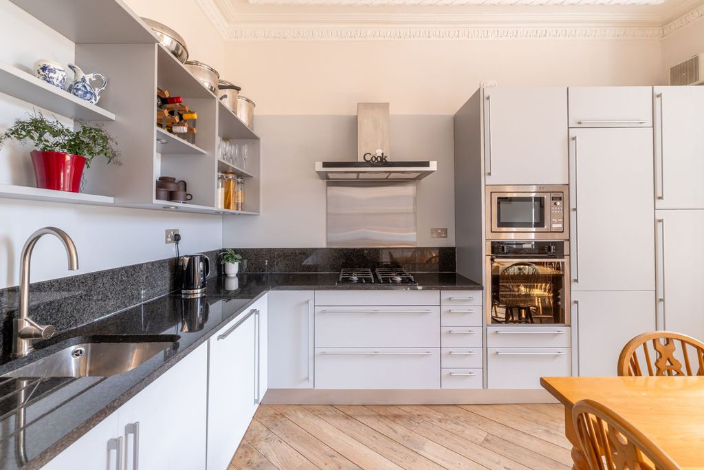 Additional image 9 of 2 bed flat for sale15 Crown Road North, Dowanhill G12