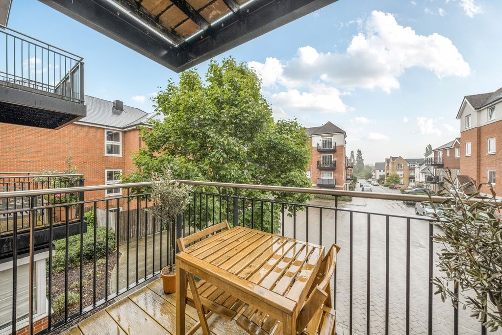 Property photo 2 of 14 Balcony