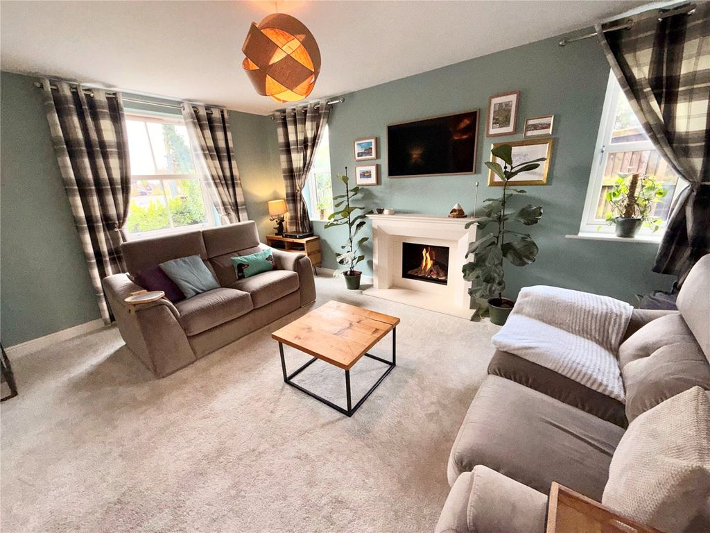 Property photo 2 of 17 Picture No. 13