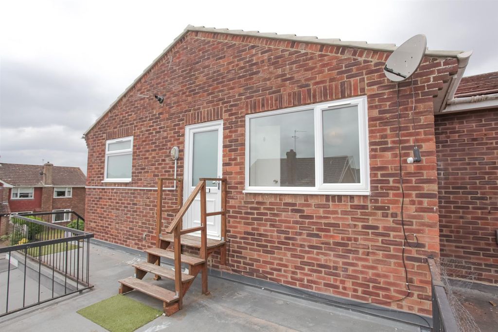 Property photo 1 of 11 Img_1224.Jpg