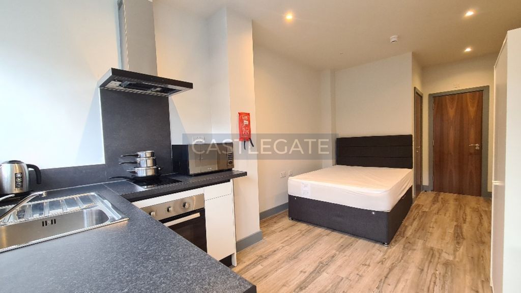 Property photo 3 of 10 Room 29, Renaissance Works, 105 New Street, Huddersfield, HD1 2As (9)