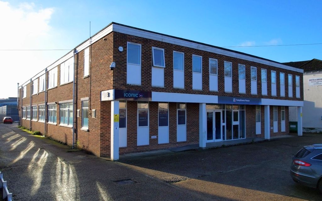 Property photo 1 of 4 Flexible Office Space To Let In Redhill Surrey - Rab Commercial Property