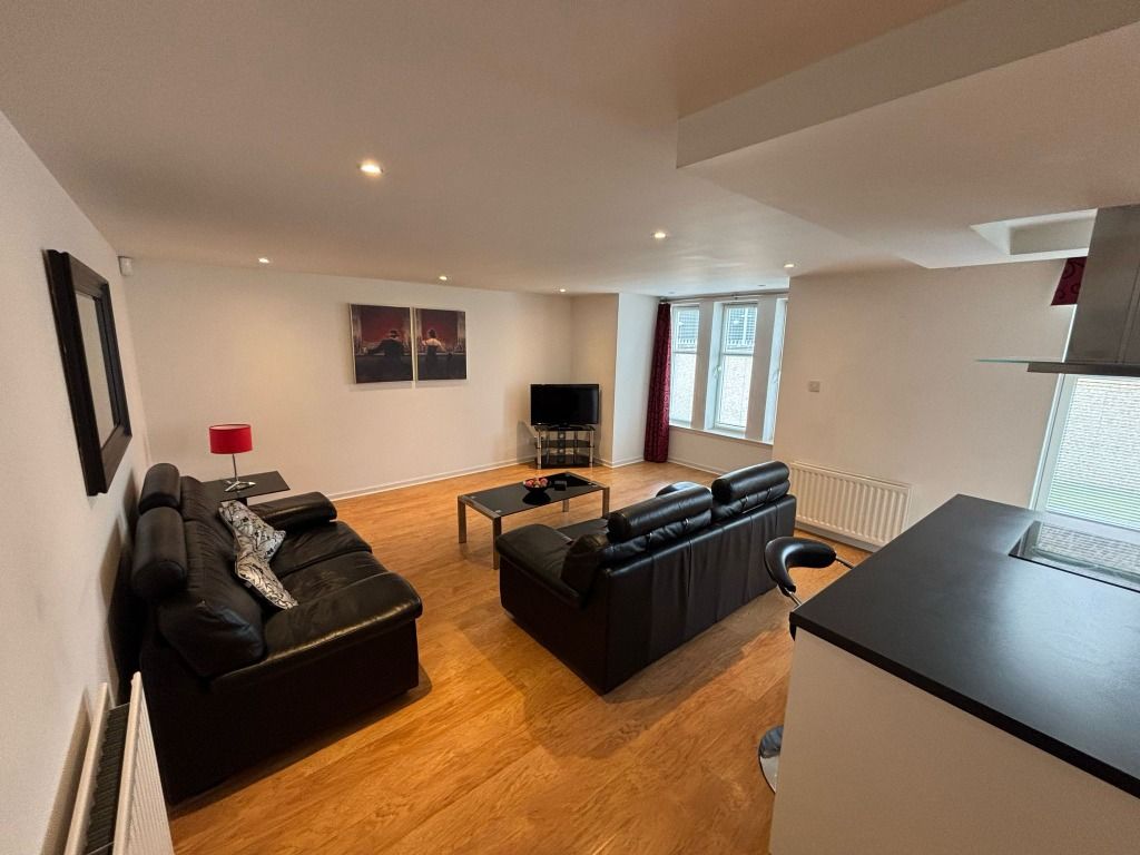 Property photo 3 of 11 Photo 3