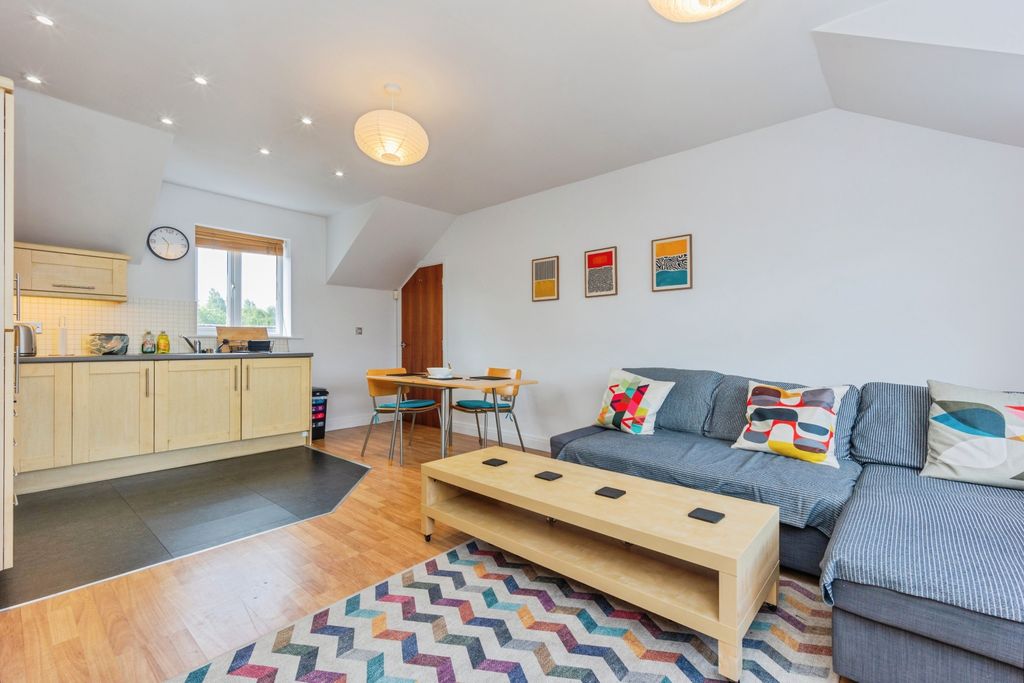 Property photo 2 of 15 Open Plan Living
