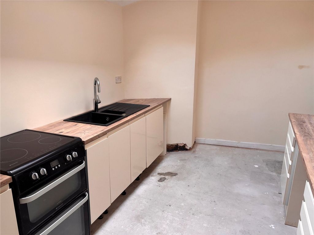 Property photo 3 of 12 Picture No. 19