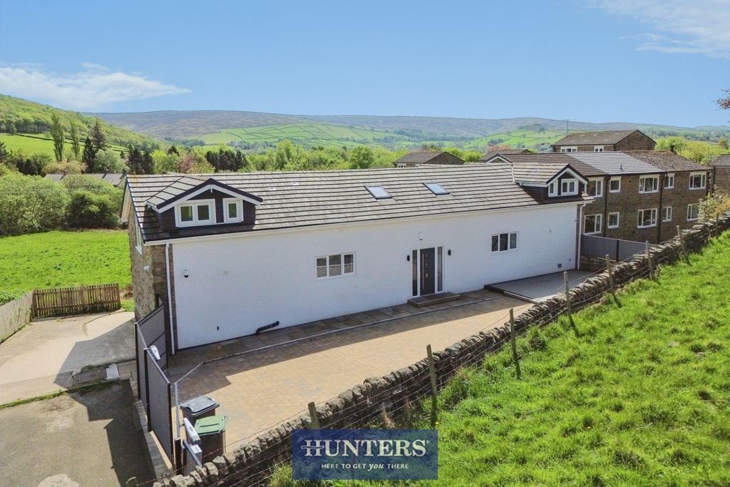 Additional image 51 of 4 bed detached house for saleBute Street, Glossop SK13
