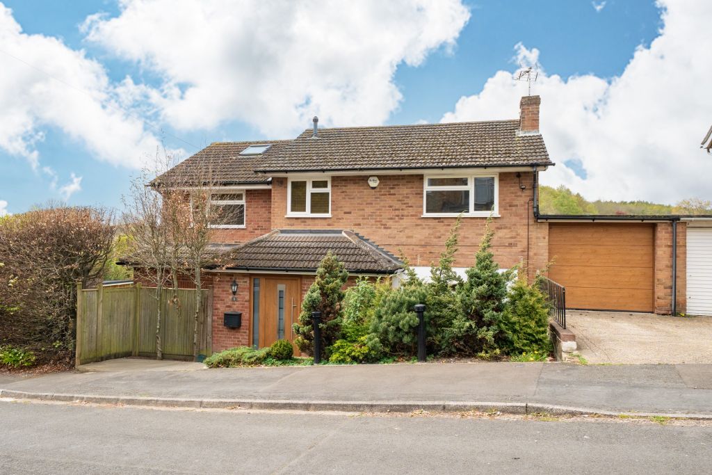 Property photo 1 of 36