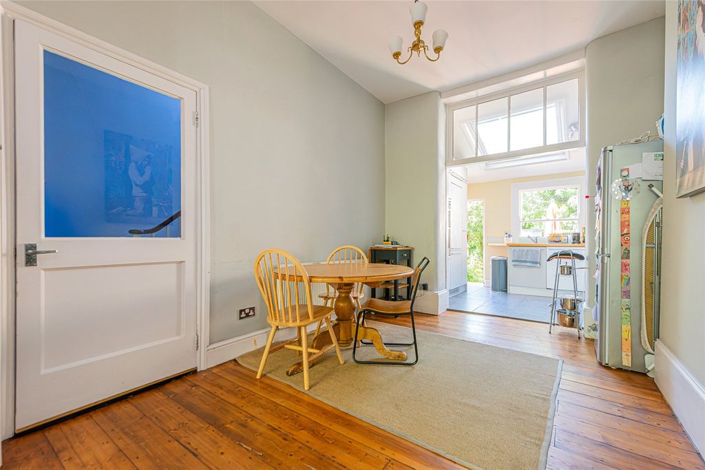 Property photo 3 of 13 Picture No. 04