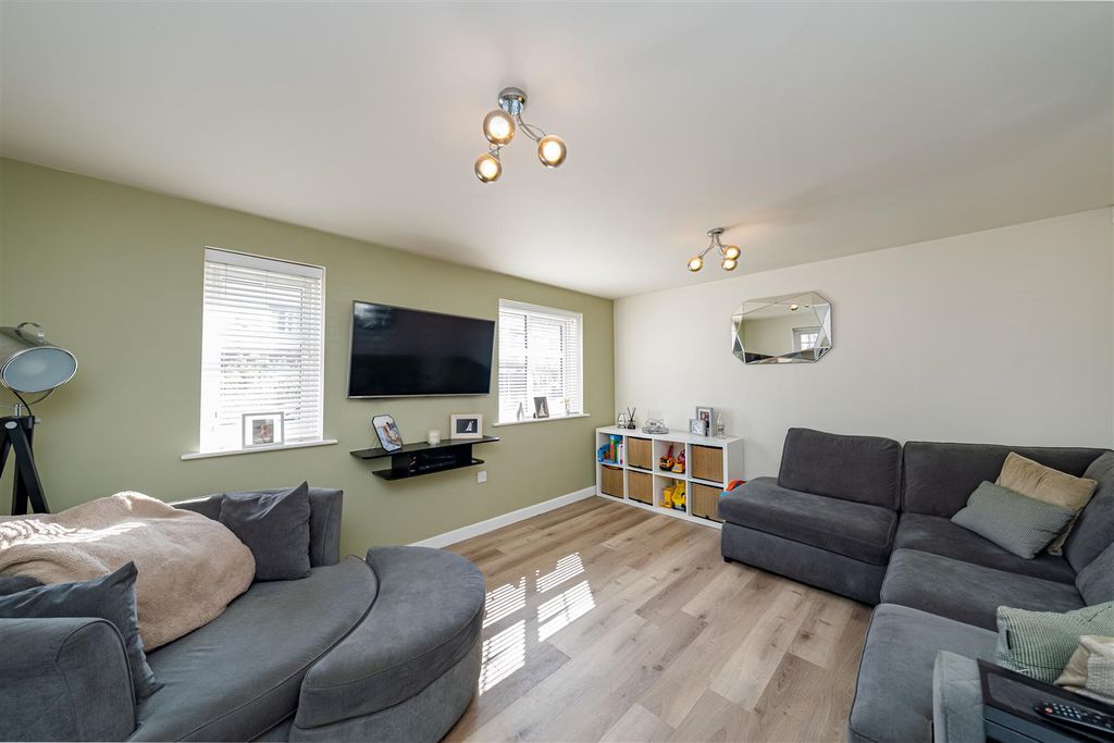 Property photo 2 of 22 Stoth-19.Jpg