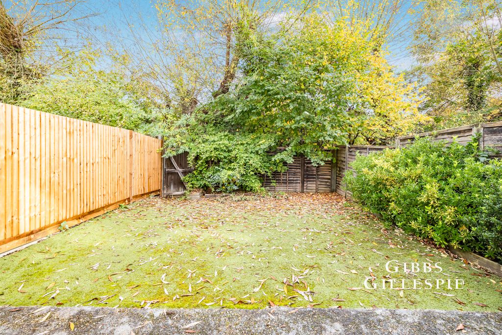 Property photo 2 of 10 Photo