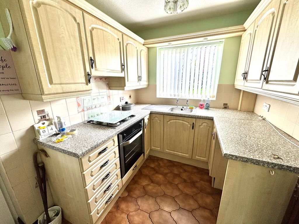 Property photo 3 of 8 Photo 2