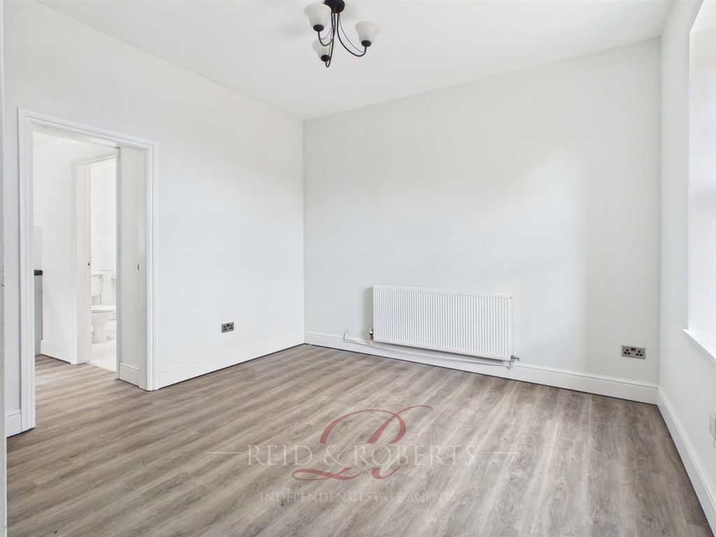 Property photo 2 of 22 Cam03999G0-Pr0247-Still001.Jpg