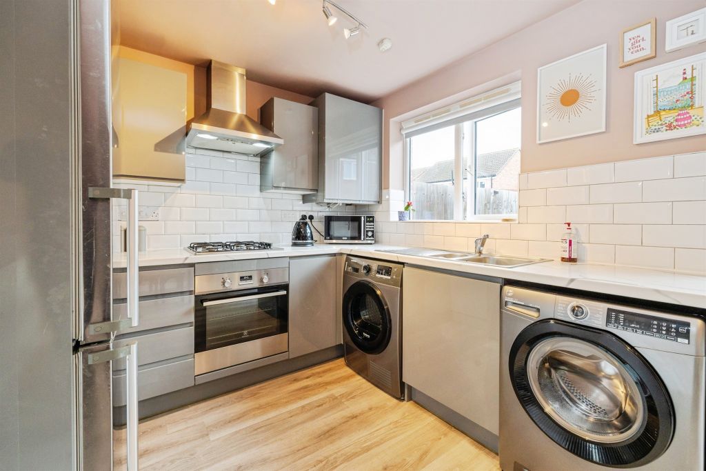 Property photo 3 of 15