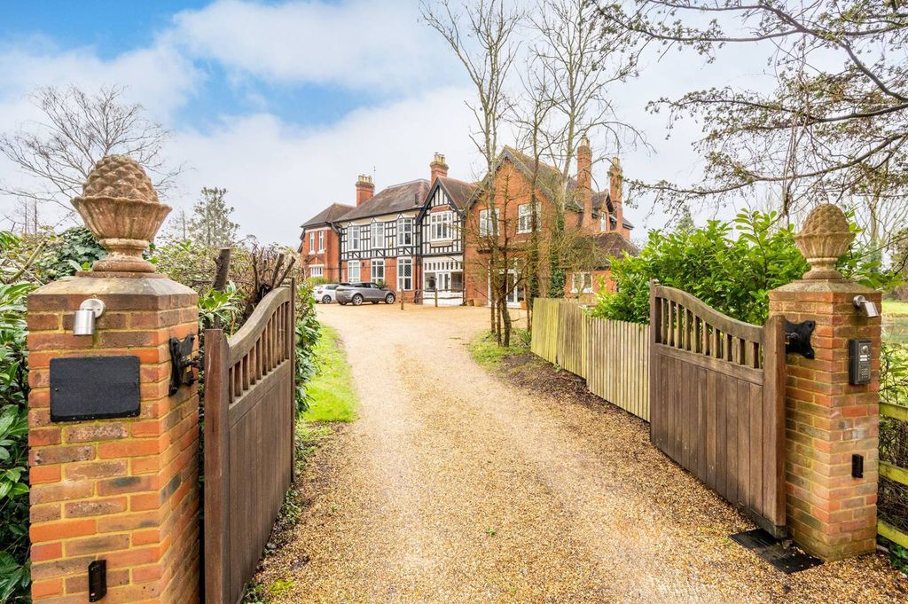 Property photo 1 of 22