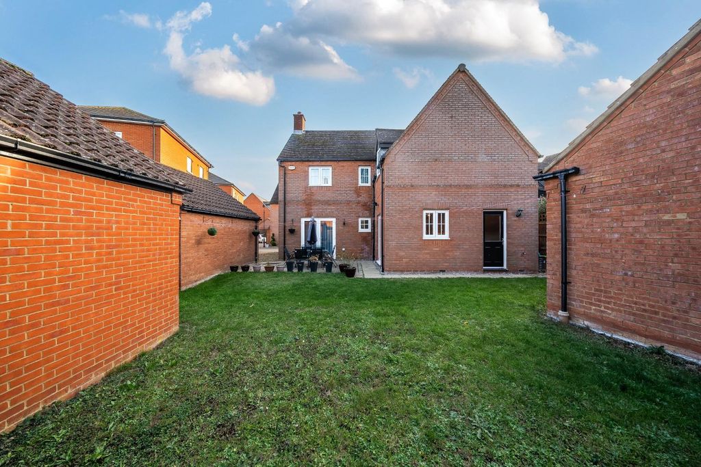 Property photo 2 of 31 1369856-5-68Fa487393688.Jpg