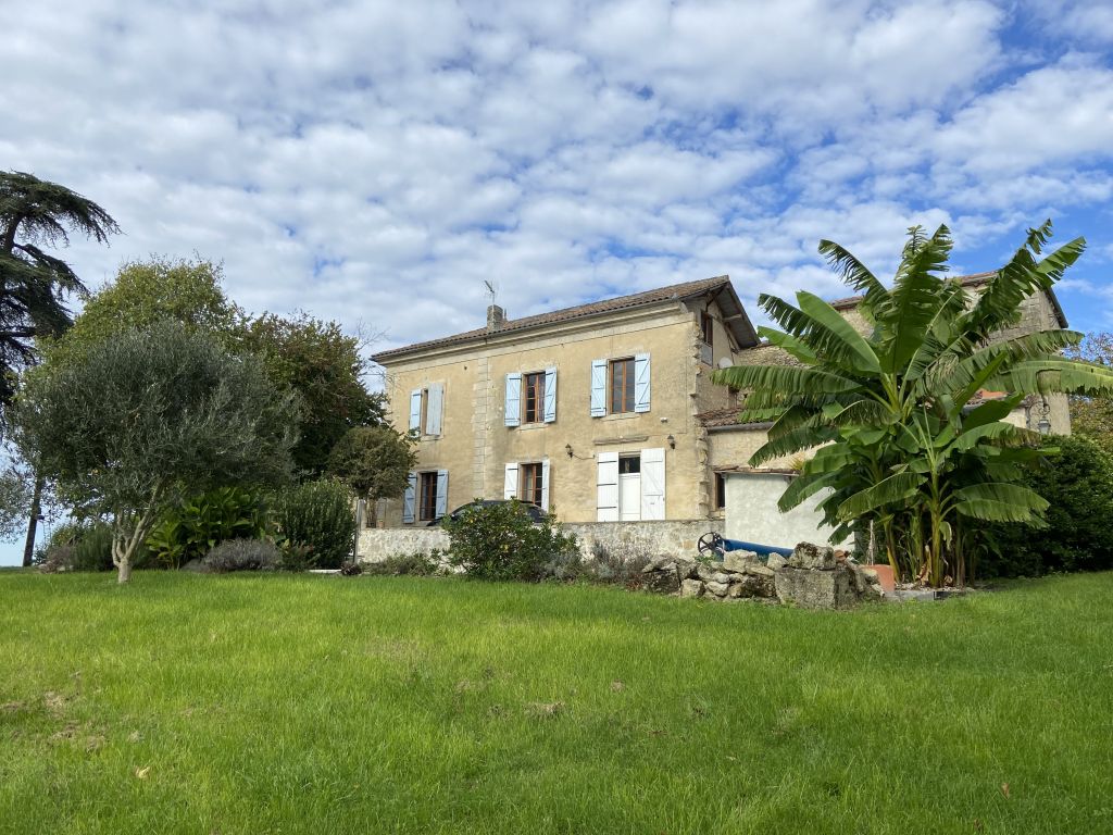 Property photo 3 of 17
