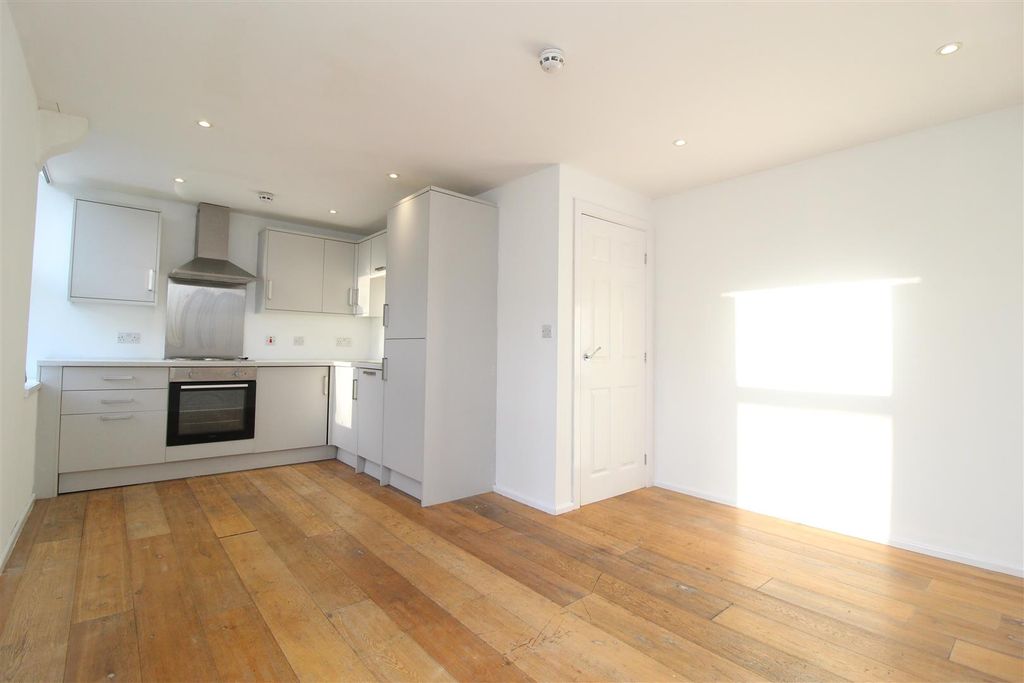 Property photo 2 of 9 Img_4887.Jpg