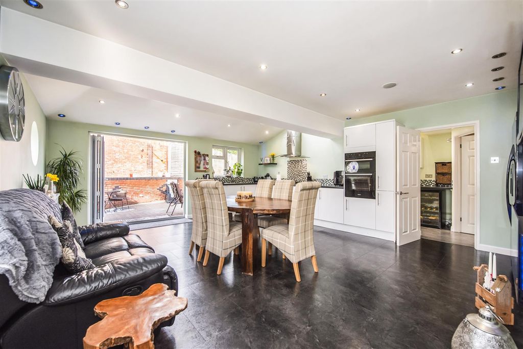 Property photo 2 of 24 Sketch_Ph20_6431194 Copy.Jpg