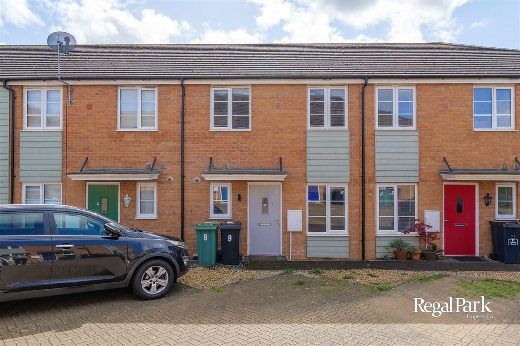 Property photo 1 of 13 Front