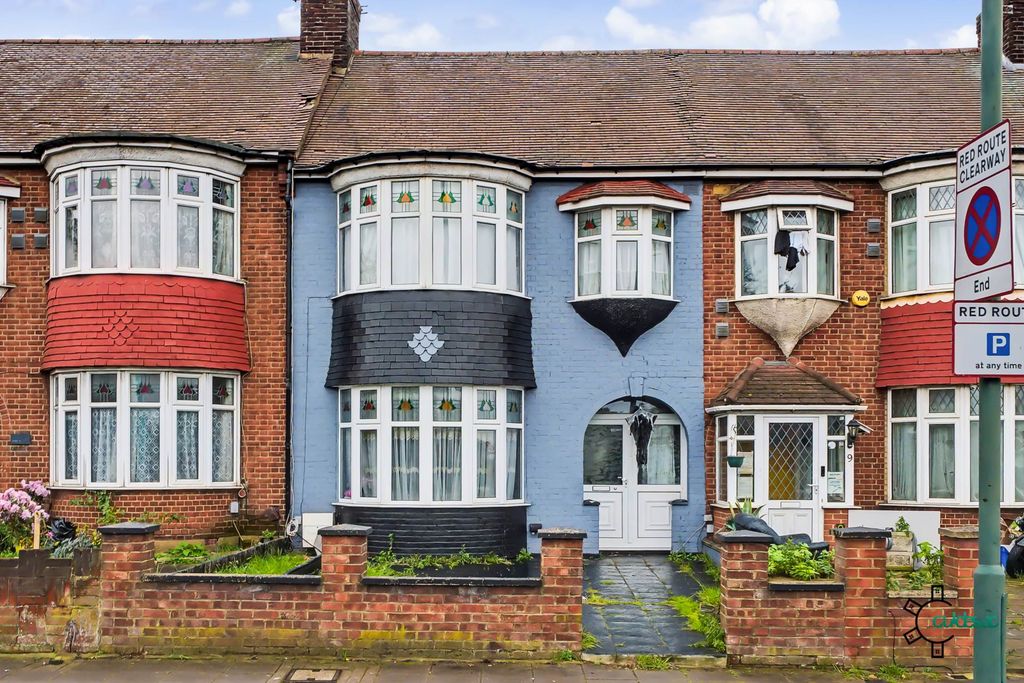 Property photo 1 of 14