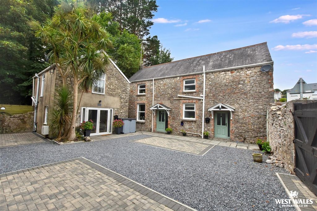 Property photo 1 of 36 32 (3).Jpg